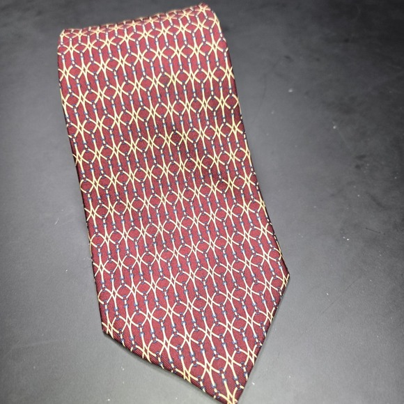 Brooks Brothers Makers 100% Silk Geometric Handmade USA Red Neck Tie - Picture 2 of 5